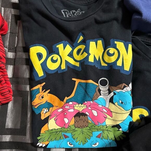 Bundle of 11pcs for Older boy misc t-shirts , Pokémon, Zombie, Starwars , Chicag - Picture 6 of 13